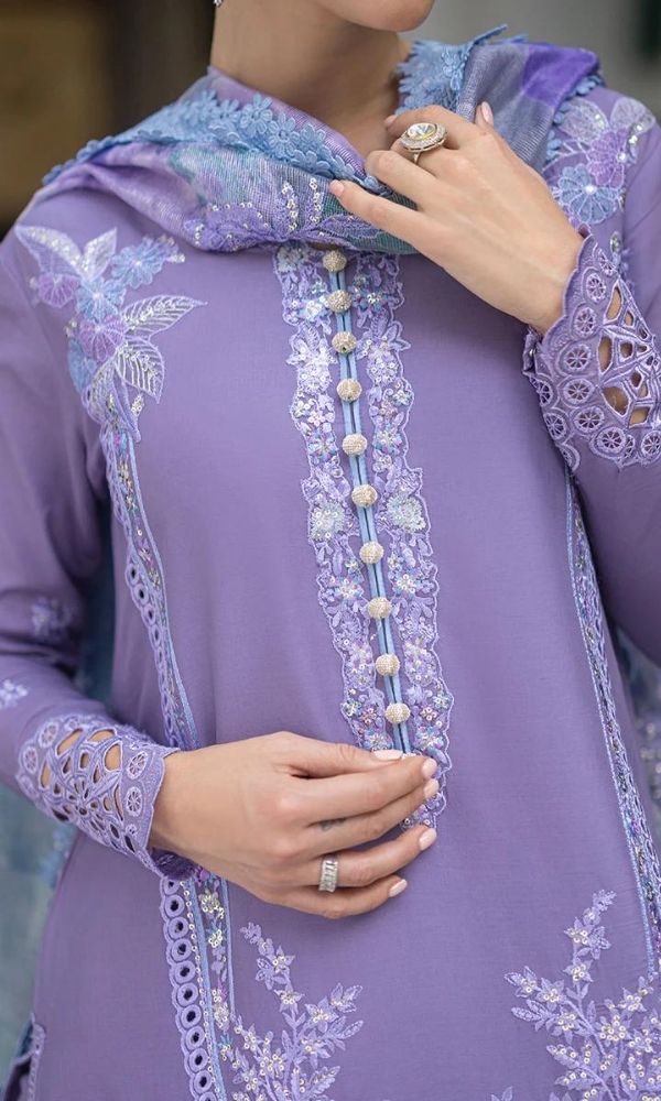 Lawn chicken kari 3pc unstitched heavy embroidered suit