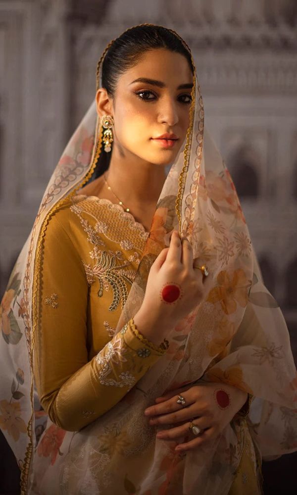 Lawn 3pc unstitched embroidered summer collection suit