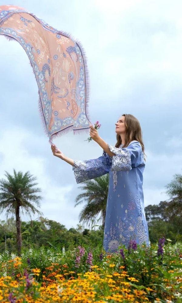 Lawn 3pc unstitched heavy embroiered suit