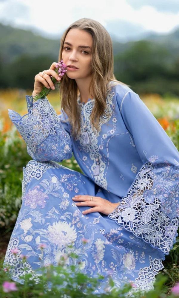 Lawn 3pc unstitched heavy embroiered suit