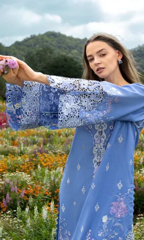 Lawn 3pc unstitched heavy embroiered suit