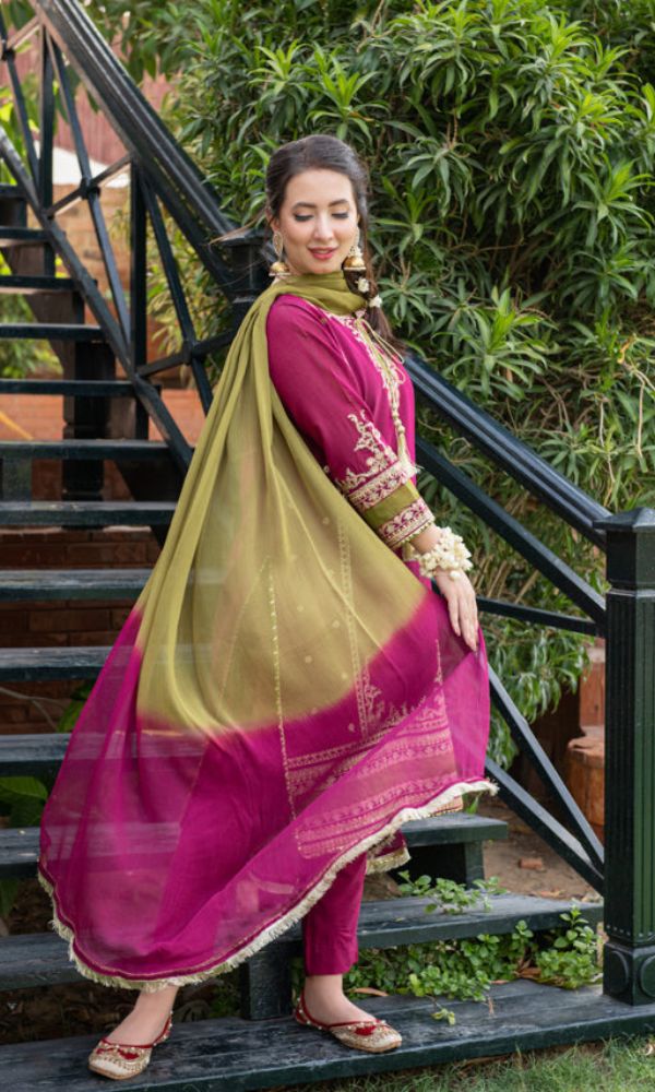 Lawn 3pc unstitched embroidered summer collection suit