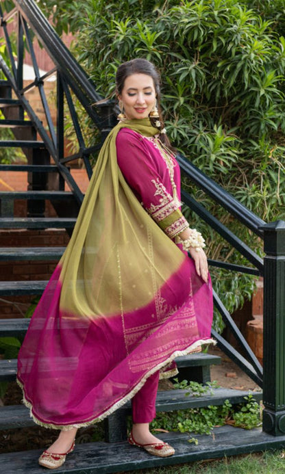 Lawn 3pc unstitched embroidered summer collection suit