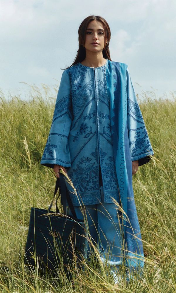 Lawn 3pc unstitched heavy embroidered suit