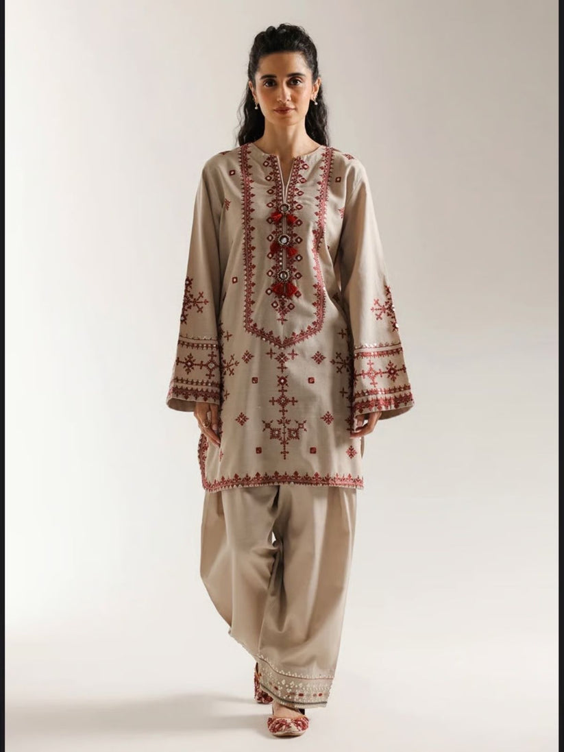 Lawn 2pc usntitched summer collection embroiered suit