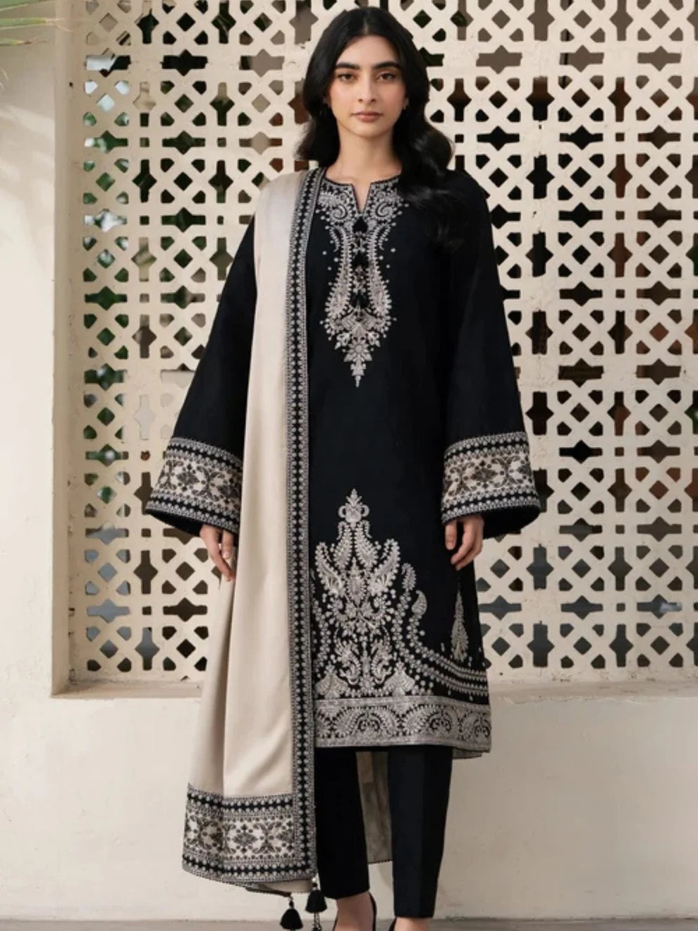 Dhanak 3pc usntitched winter collection embroidered suit