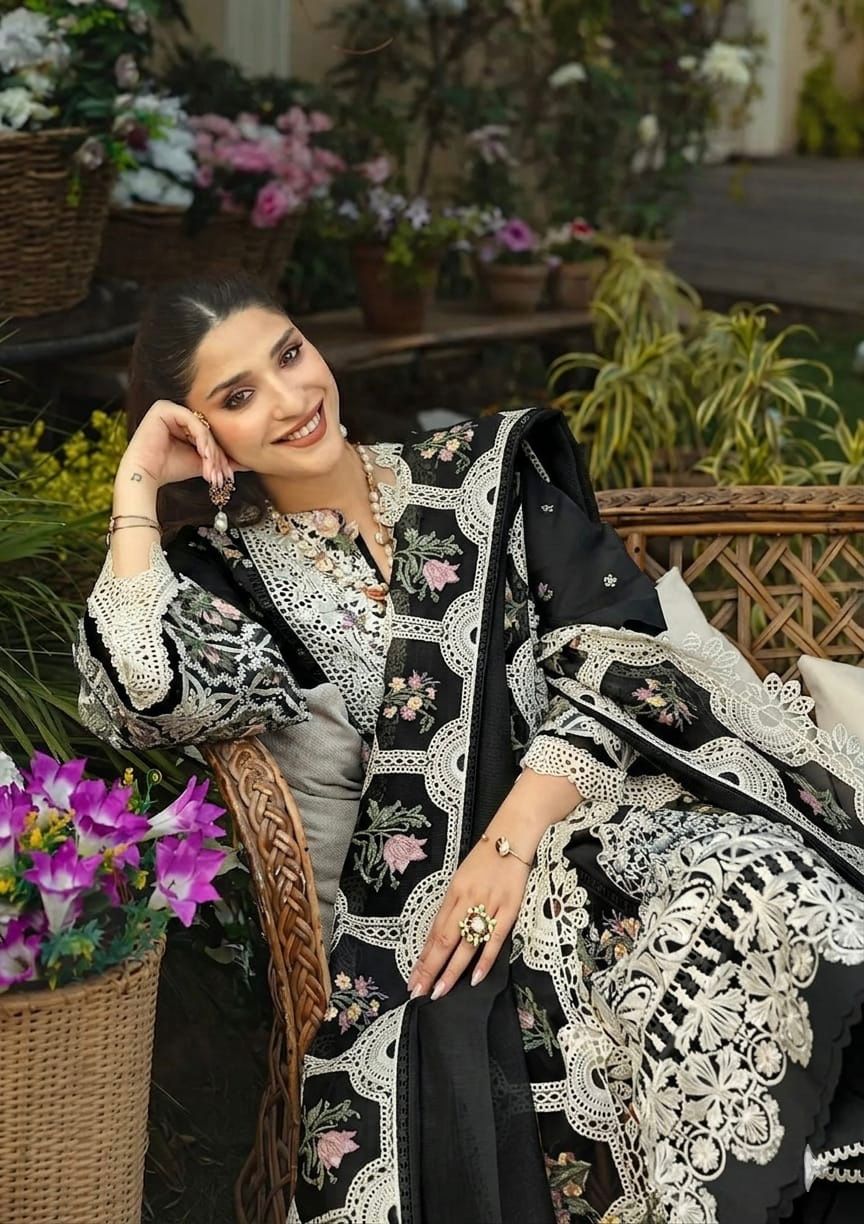 Lawn 3pc unstitched chiken kari embroiered with khaddi net(ready to waer duppata) summer collection suit