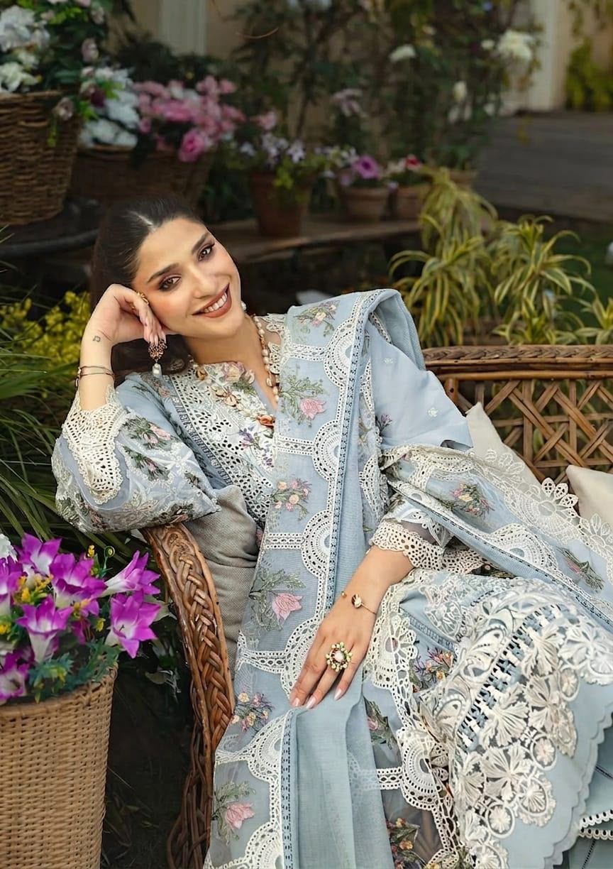 Lawn 3pc unstitched chiken kari embroiered with khaddi net(ready to waer duppata) summer collection suit