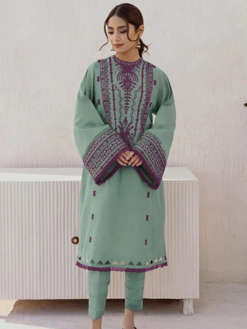 Dhanak 3pc unstitched winter collection embroidered suit